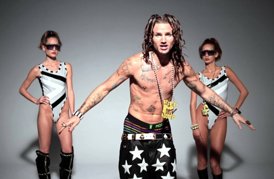 RiFF RAFF anuncia la nueva fecha de salida de “Neon Icon”