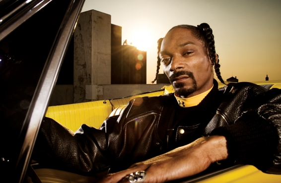 Snoop Dogg: Portada y nuevo single de »Doggumentary»