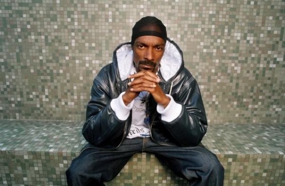 Snoop Dogg obligado a cambiar el título de “Wet”
