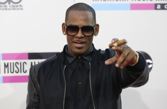 R. Kelly anuncia un álbum navideño para el próximo 2014