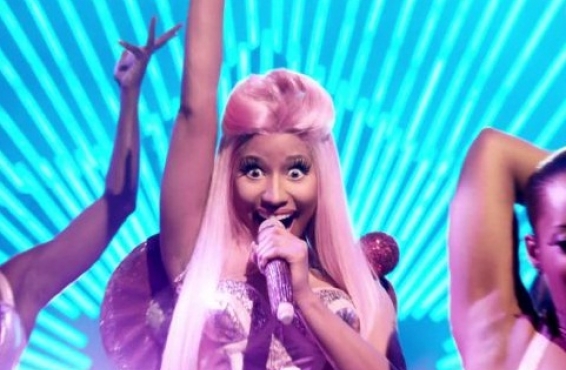 Nicki Minaj presenta su anuncio para Pepsi