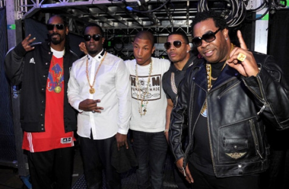 Pharrell y Janelle Monáe ponen música al NBA All-Star 2014 plagado de estrellas del mundo de la música