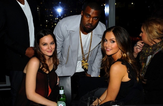 Kanye West con una chaqueta de Balenciaga Primavera/Verano 2011