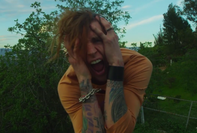 Machine Gun Kelly - Against The World