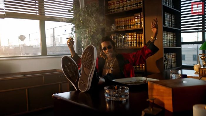 Wiz Khalifa, Juicy J y TM88 toman el mando en 'Bossed Up'