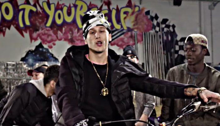 Yung Beef tiene cash de la droga y 'Dinero e la Ola'