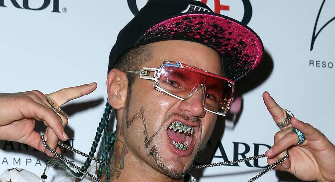 Dientes De Rapero Riff Raff Premiere What Does It Mean To Be A