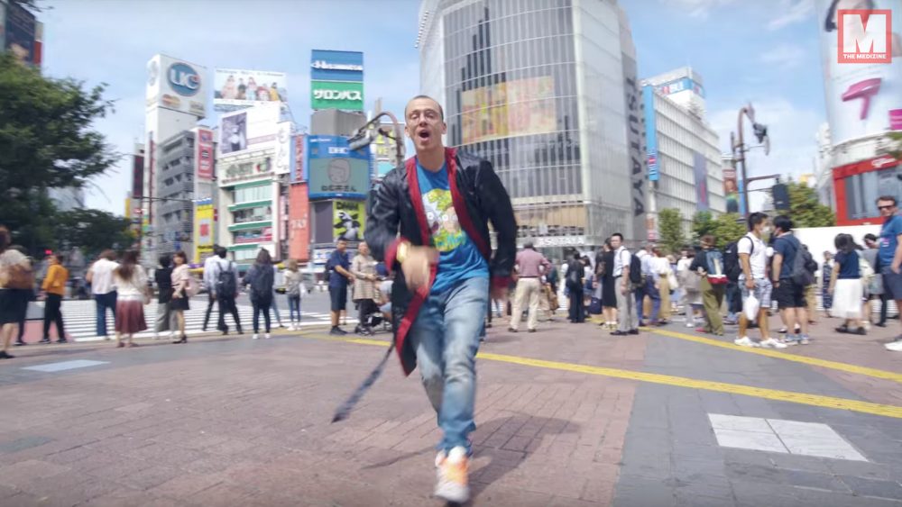Logic conquista Tokyo y Hawaii en su nuevo videoclip 'Overnight'