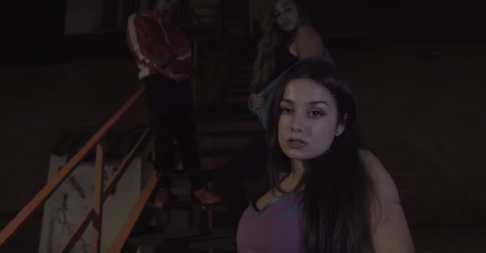 Shainny sigue prendiendo el verano con 'Pay Attention'