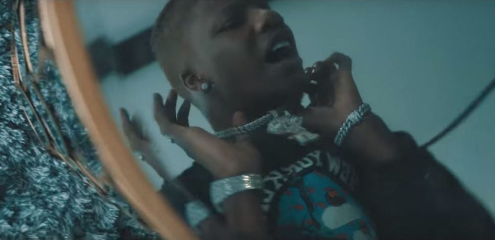 Smooky MarGielaa presenta el clip del remix de 'One Call'