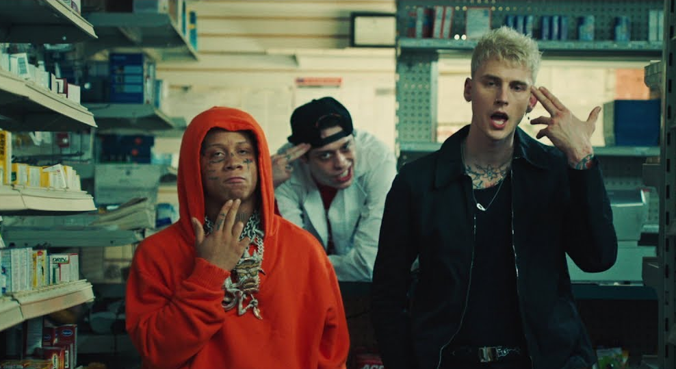 Machine Gun Kelly y Trippie Redd hablan de adicción en el clip de 'Candy'