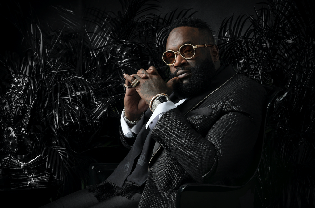 Derroche de lujo en ‘Gold Roses’, el nuevo vídeo de Rick Ross y Drake