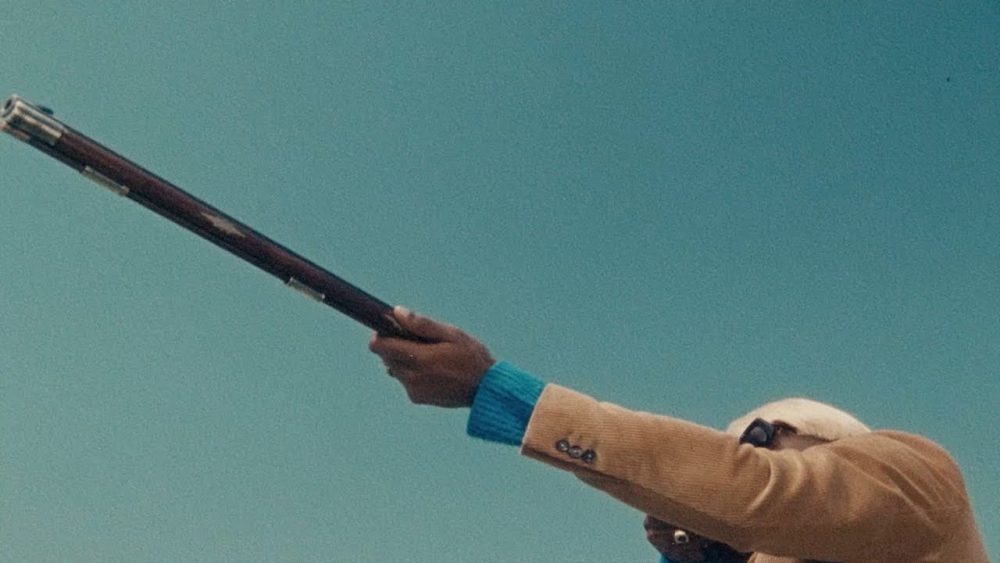 Tyler, The Creator sufre por amor en el clip de 'a boy is a gun*'