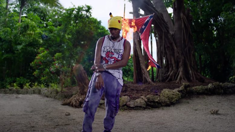 Ski Mask The Slump God combate al KKK en 'Burn The Hoods'