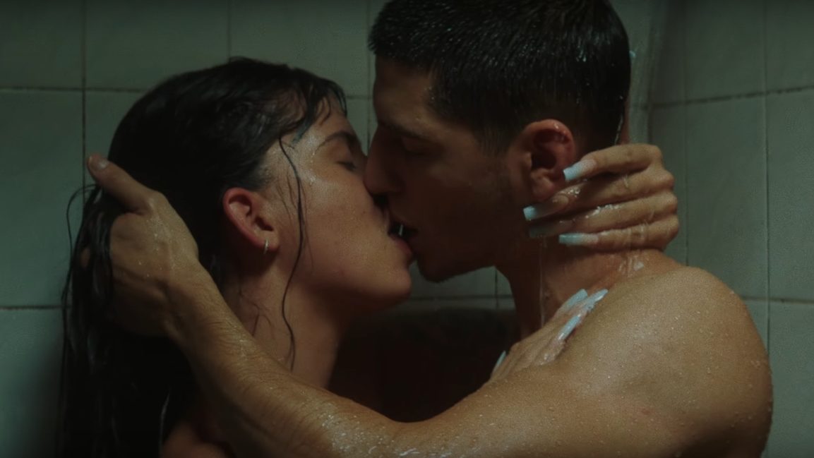 Nathy Peluso hace que nos entre calor en pleno invierno con su ‘Delito’