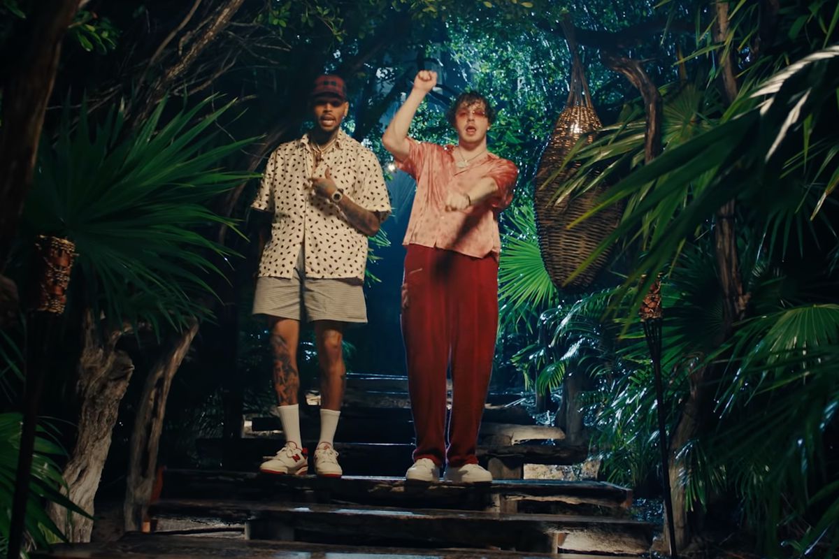 Jack Harlow y Chris Brown traen desde México ‘Already Best Friends’
