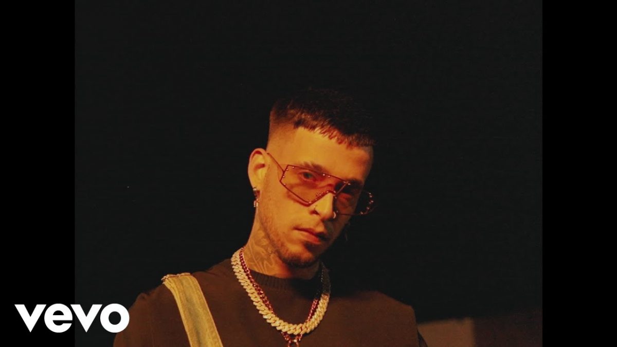 Maikel Delacalle se une a Guaynaa para ponernos a bailar con 'Una Pregunta'