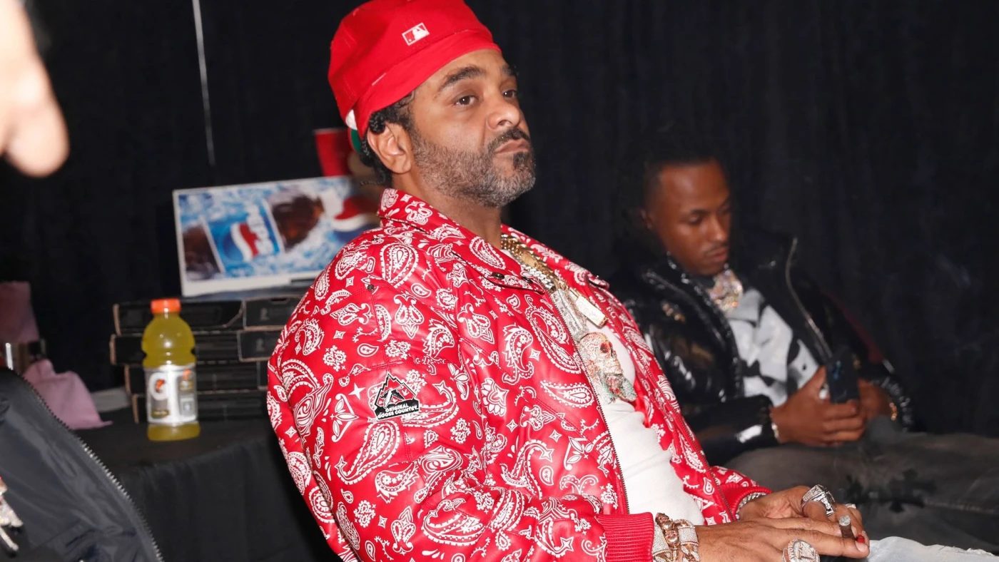 Jim Jones defiende a Drake como el mejor rapero de todos los tiempos