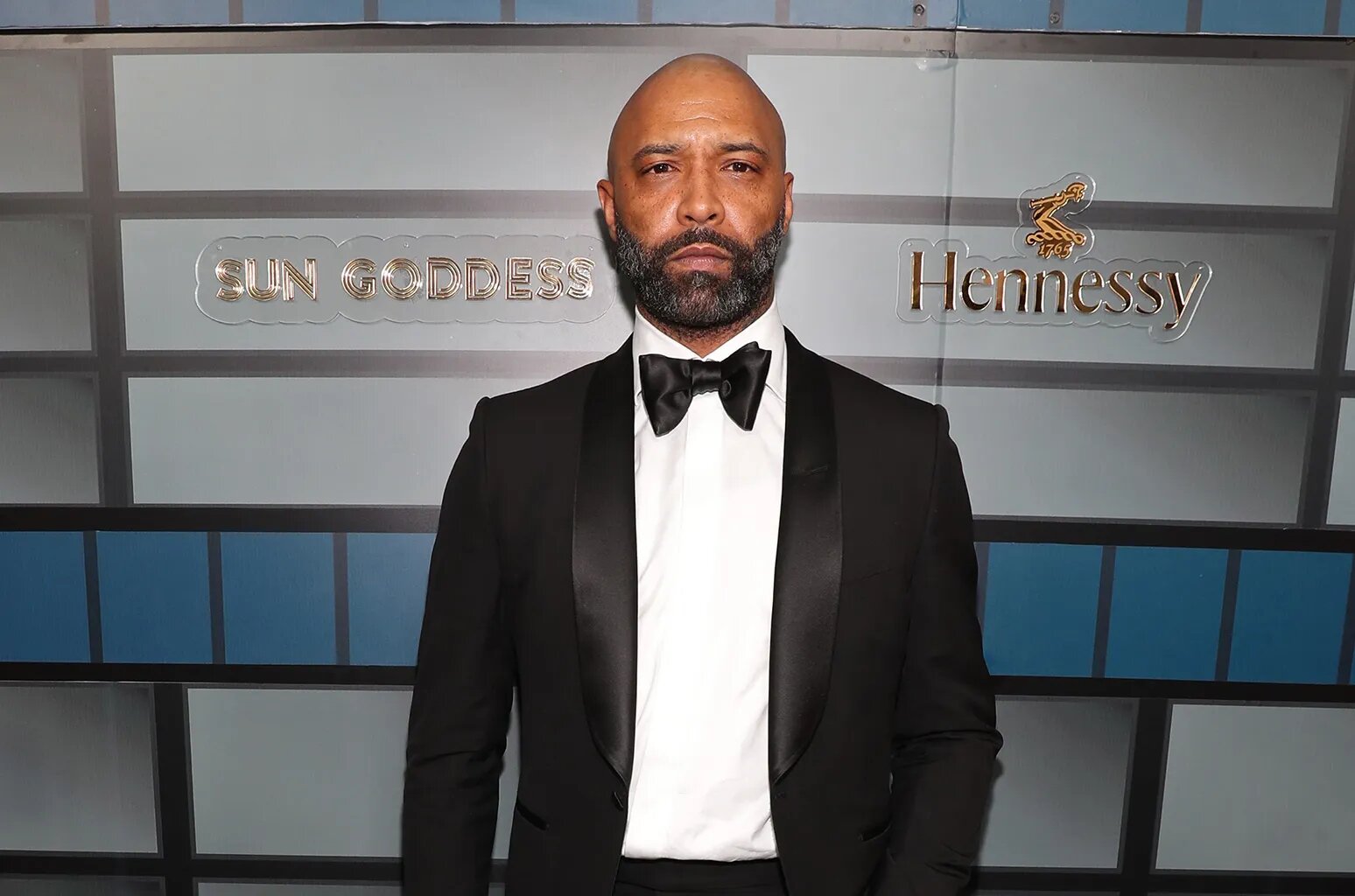 Salen a la luz las fotos de Joe Budden completamente desnudo