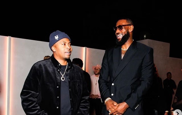 LeBron James muestra su apoyo a Nas en Las Vegas