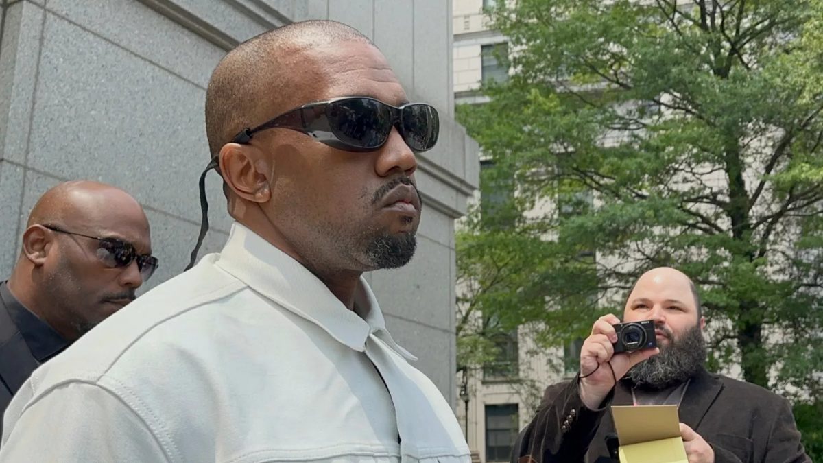 Kanye West es baneado en Praga por su defensa de Hitler