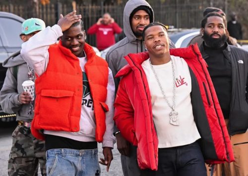 Lil Baby y Lil Yachty regalan abrigos y juguetes en Atlanta