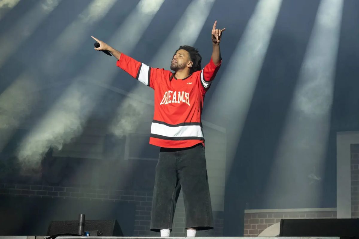 J. Cole al fin desvela la fecha de salida de ‘The Fall Off’