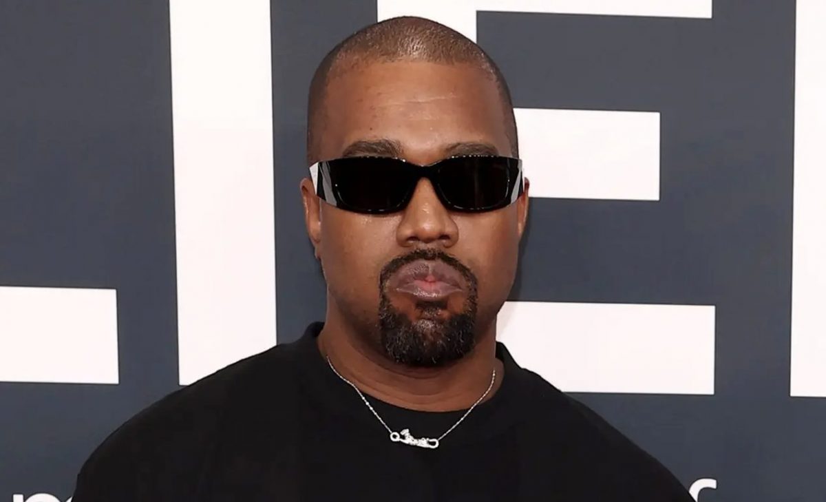 Kanye pide perdón con un anuncio en The Wall Street Journal