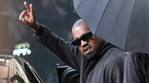 Ye vuelve a retrasar ‘Bully’ y firma un importante acuerdo