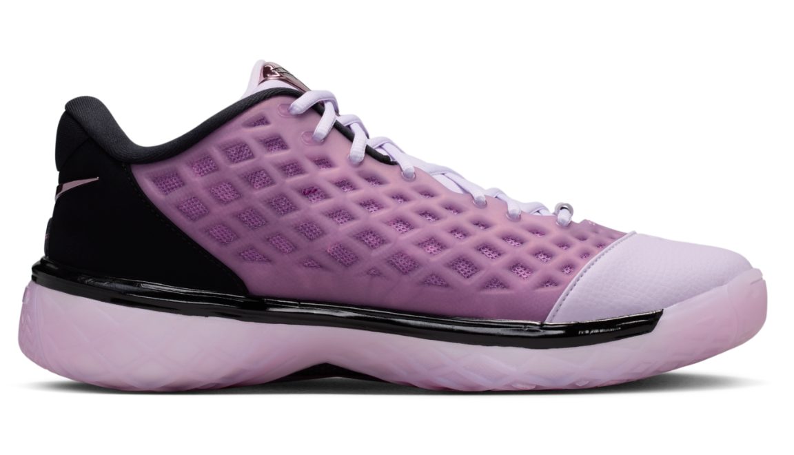 Las Nike Kobe 3 Low «Pink Quartz» ya tienen fecha de lanzamiento