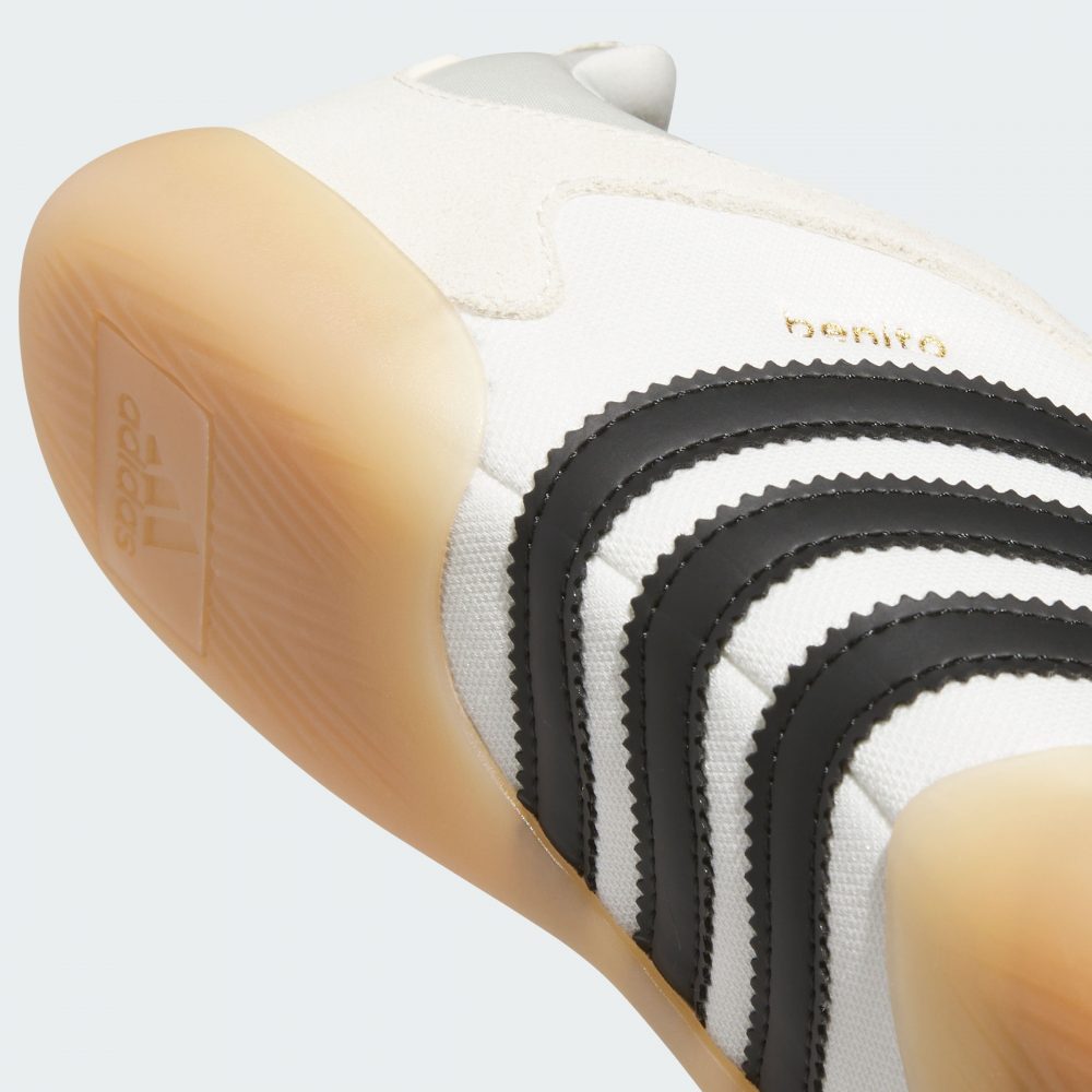 adidas Ballerina Bad Bunny detalle suela dividida