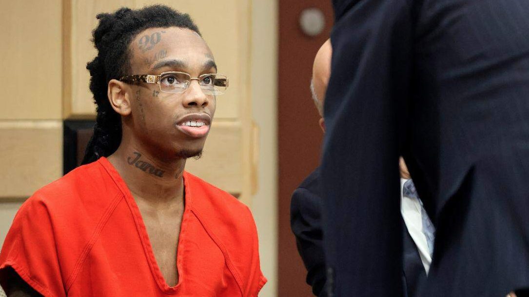 La madre de YNW Melly y el supuesto micrófono oculto