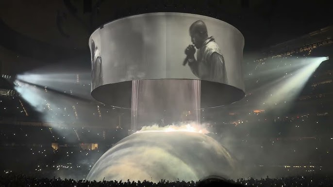 Exguardaespaldas de Ye lo demanda por casi un millón de dólares