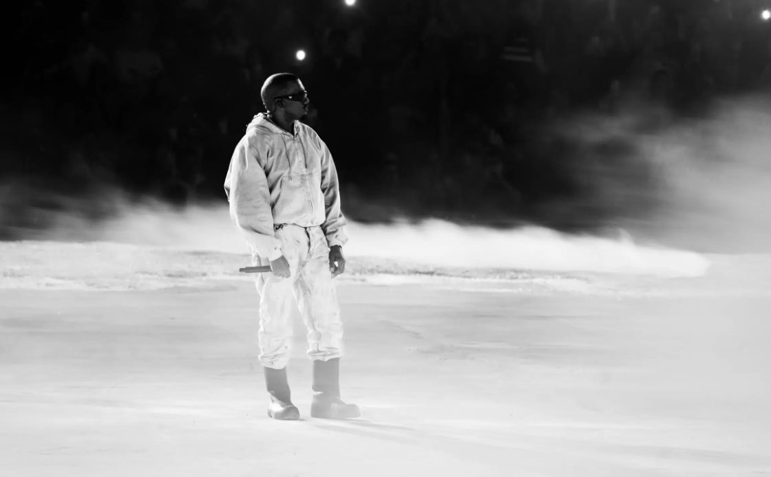 Ye (Kanye West) pospone su show en Francia ante posible veto