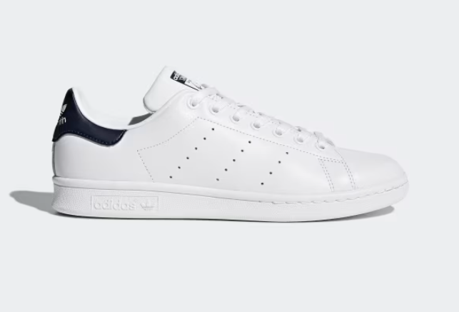 adidas Stan Smith blanco negro talon negro perforaciones lateral angulo 3/4