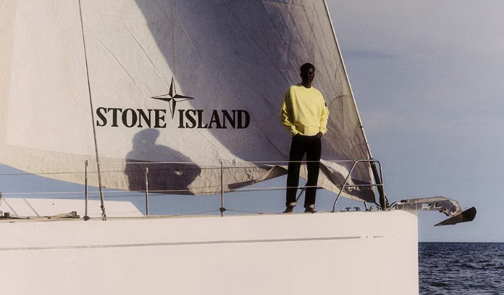 Stone Island presenta su SS26 con full innovación textil