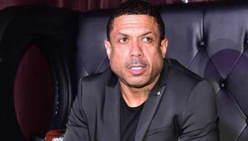 Detienen a Benzino por exceso de velocidad y posesión de hierba