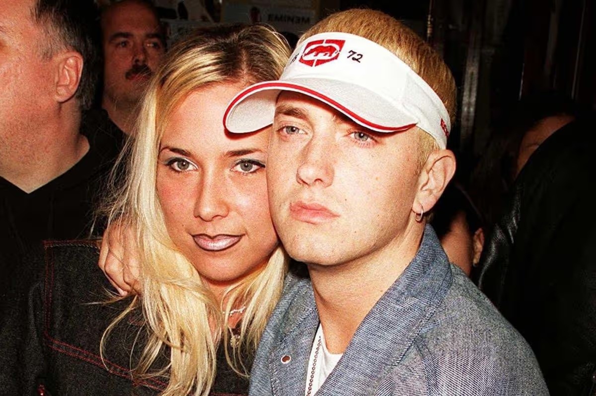 Kim Scott, ex de Eminem, en busca y captura por las autoridades