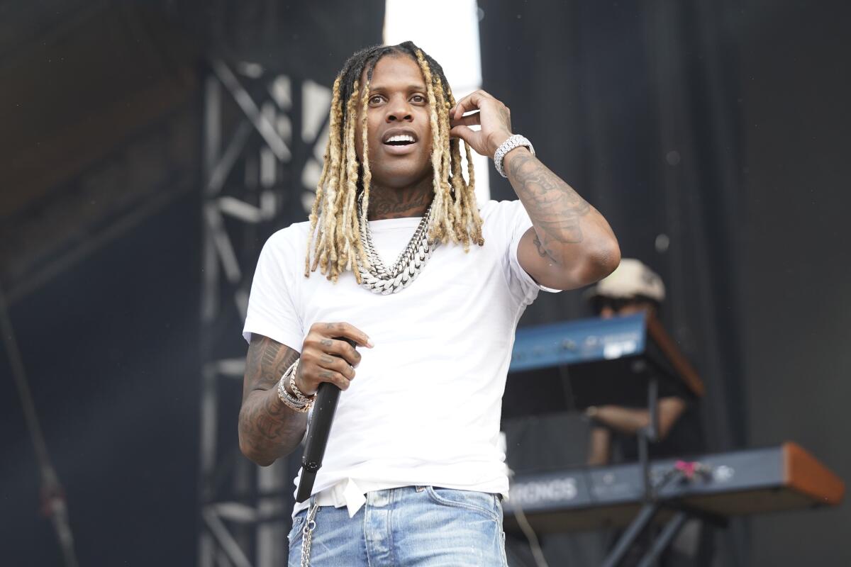 El padre de Lil Durk pide que recen por su hijo