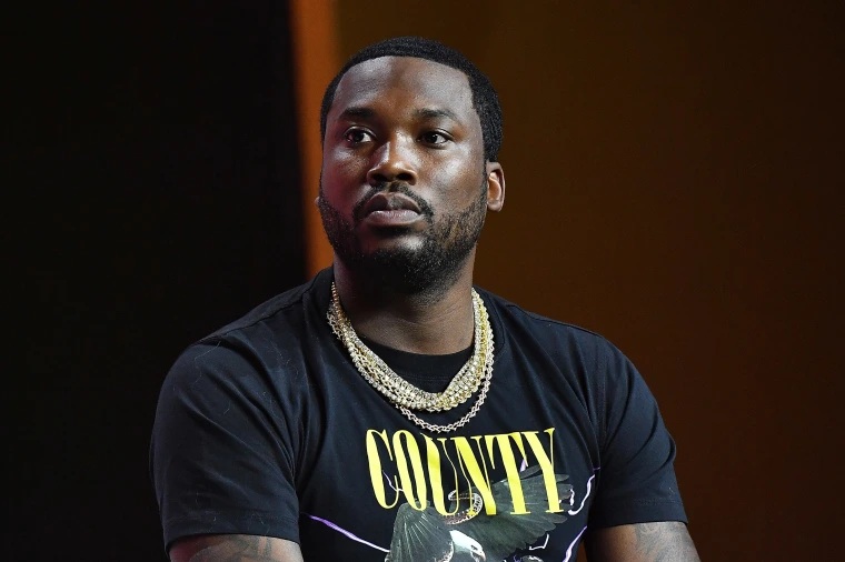 Meek Mill acaba bloqueando a Akademiks en Instagram