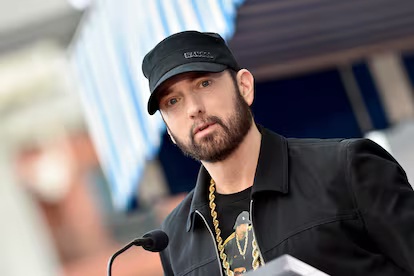 Extrabajador de Eminem se declara culpable de robarle canciones