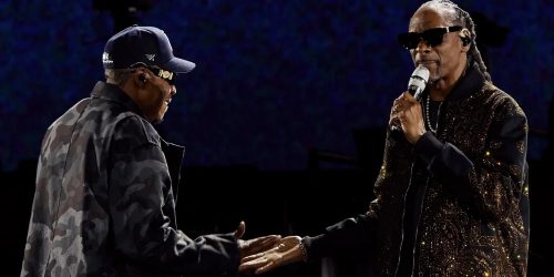 Dr. Dre y Snoop suben al escenario con JAY-Z en Los Ángeles