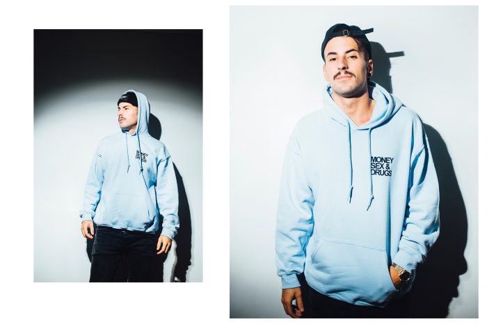 ¡Participa en nuestro sorteo #FVCKREYES junto a Lovely Disgraze! blue money drugs 700x467 - ¡Participa en nuestro sorteo #FVCKREYES junto a Lovely Disgraze!