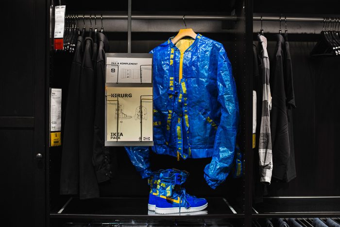 Sudaderas, cazadoras, Jordans... IKEA se apodera del streetwear the shoe surgeon ikea pack 01 700x467 - Sudaderas, cazadoras, Jordans... IKEA se apodera del streetwear