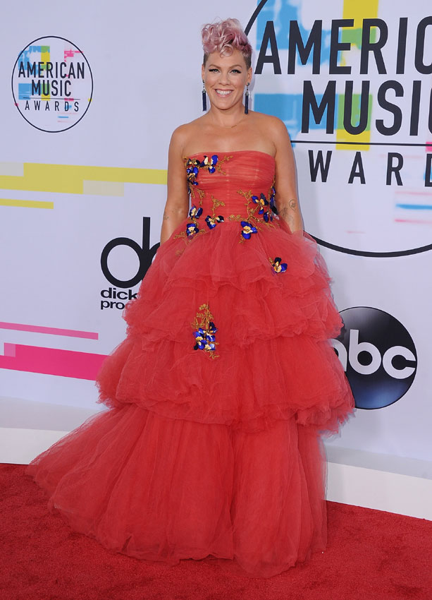 Conoce todos los detalles de los American Music Awards 2017 amas 2017 pink 8a a - Conoce todos los detalles de los American Music Awards 2017