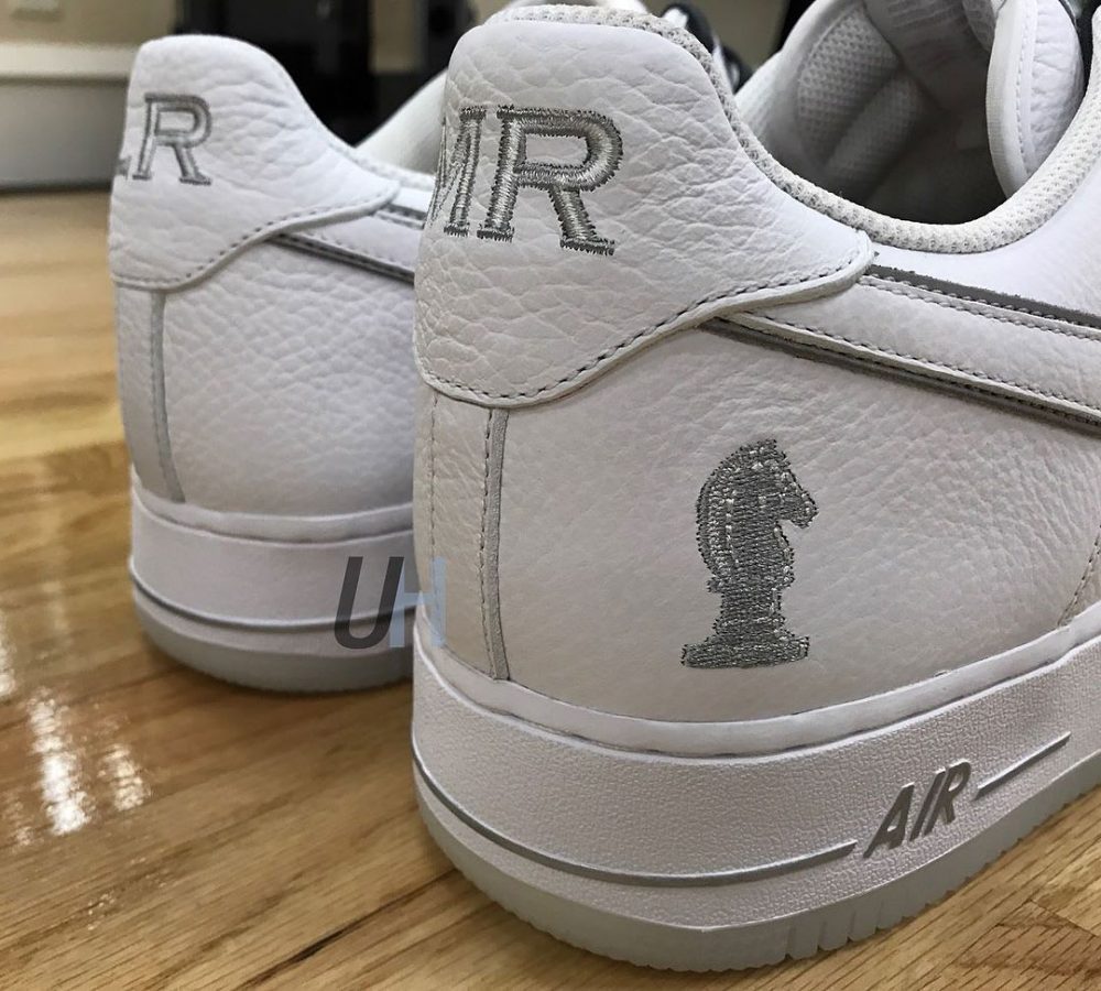 Nike diseña un modelo exclusivo de las Air Force 1 para LeBron James nike air force 1 low lebron james 4 horsemen right heel 1000x900 - Nike diseña un modelo exclusivo de las Air Force 1 para LeBron James