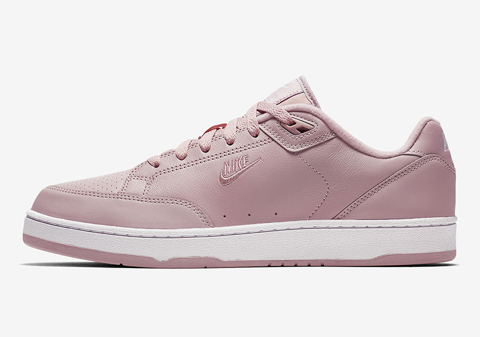 Nike sigue con su apuesta por lo retro con las Grandstand II nike grandstand ii 2 AA2190 600 1 - Nike sigue con su apuesta por lo retro con las Grandstand II