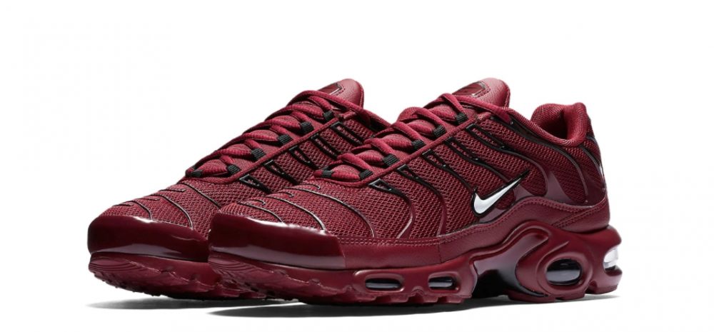 Nike sigue apostando por el modelo Air Max Plus con las 'Team Red' Air Max Plus Team Red. 1000x465 - Nike sigue apostando por el modelo Air Max Plus con las 'Team Red'